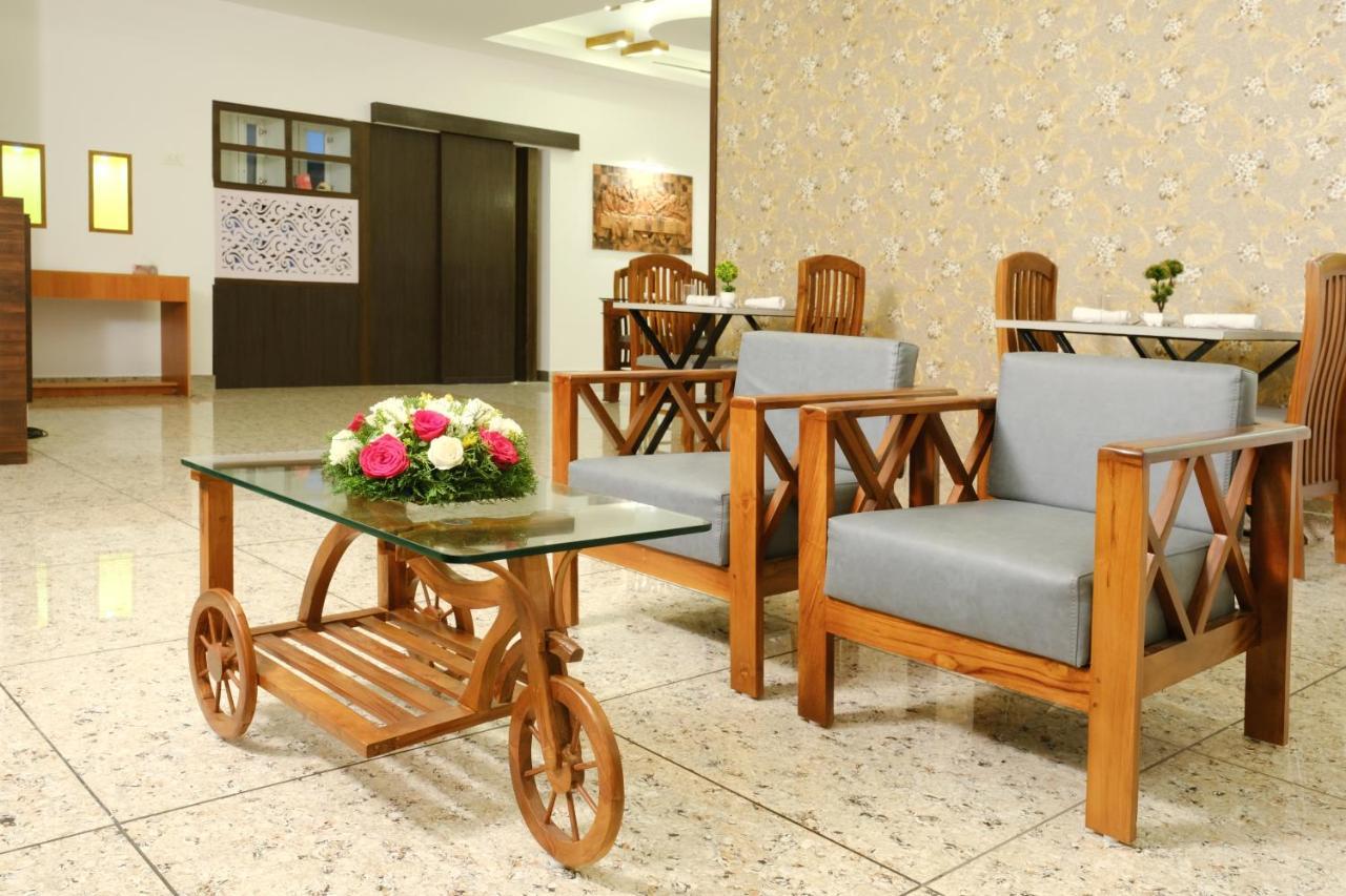 Serene Stay Alappuzha Buitenkant foto